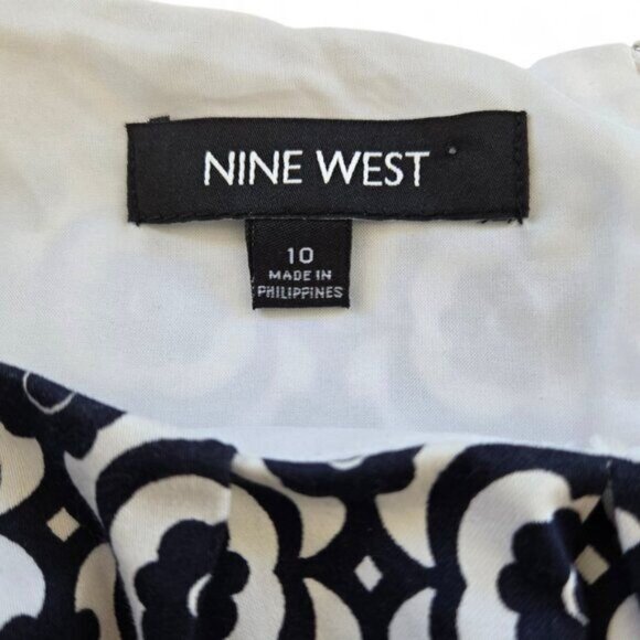 Nine West Blue & White Sleeveless Damask Floral Print Sheath Dress Size 10 - Picture 4 of 5